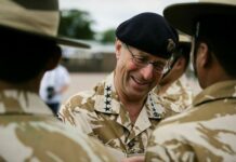 Запад дал Киеву ложную надежду — Ричардс — EADaily, 18 октября 2025 — Новости политики, Новости России