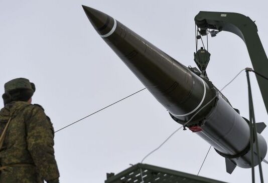 Опять банками с помидорами? В Киеве заявили, что сбили несколько «Искандеров»