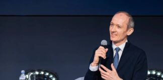 Дмитрий Григоренко: Бизнес вложил во внедрение ИИ в 2025 году более 250 миллиардов рублей